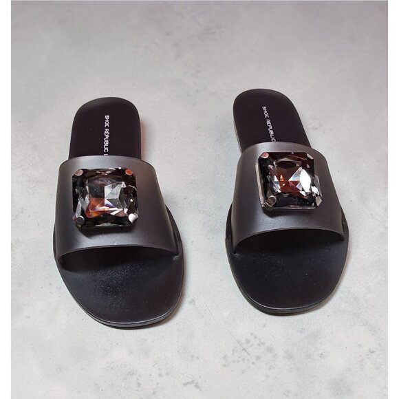 Black Slides With Oversized Gemstone Embellishment - Picture 2 of 8